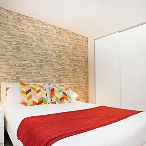 holidays2malaga-capulino-2-bedroom-huelin-area-300-mts.1costadelsol.com/