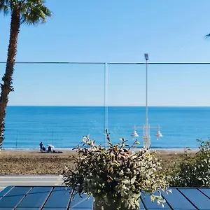 https://gran-vivienda-de-lujo-frente-al-mar.hotelsinnerja.org